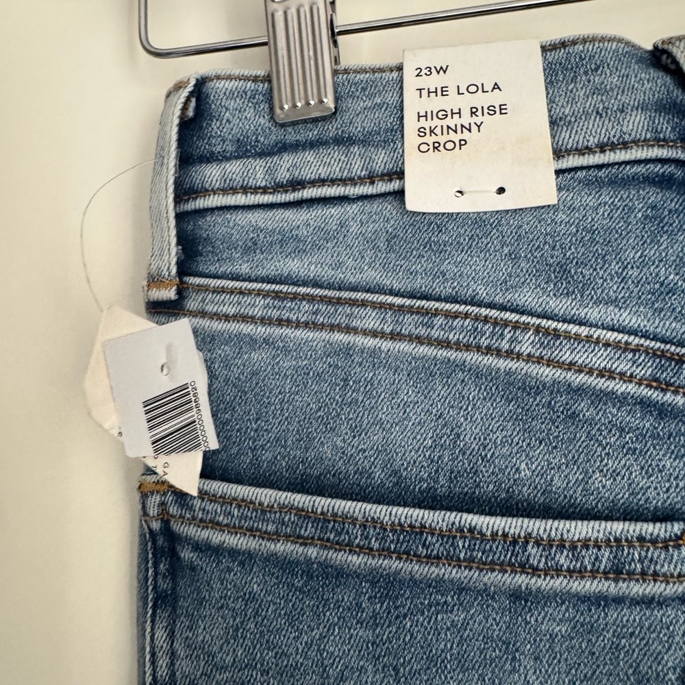 NWT Aritzia Denim Forum The Lola High Rise Skinny Crop Jeans Light Wash Size 23 - Picture 4 of 5